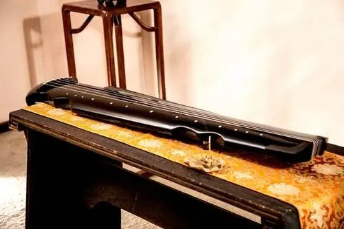 古琴的音色有哪三种