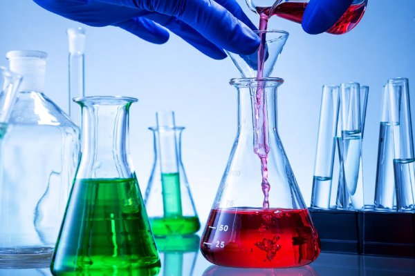 过氧化氢制取氧气的实验装置包括哪些部分？