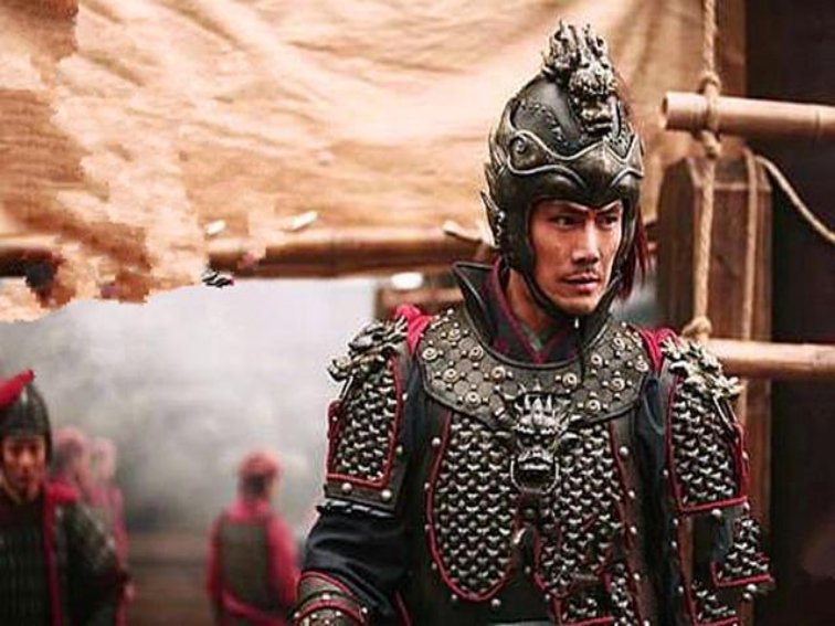 属蛇的十大名人