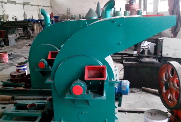 最好的大型木材粉碎机