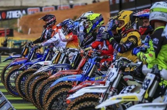 阿拉善英雄会7分28秒哪里有