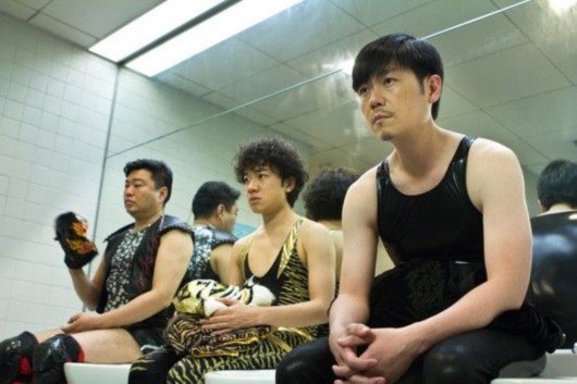 无敌福禄寿中的紫荆侠是谁扮演的？