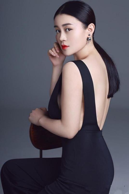 关婷娜的老公是谁？