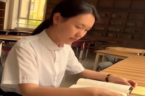 女生保送北大被四年一招的专业录取