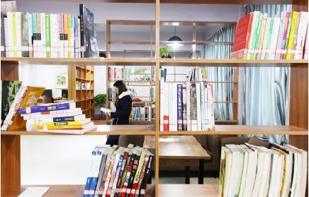 虹桥书吧的简介与LOGO