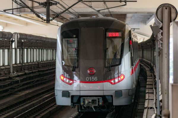 深圳怎么去香港