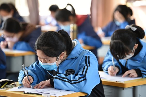 南昌中考分数线是多少啊？