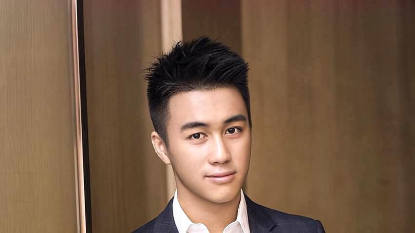 何献君怎么念？