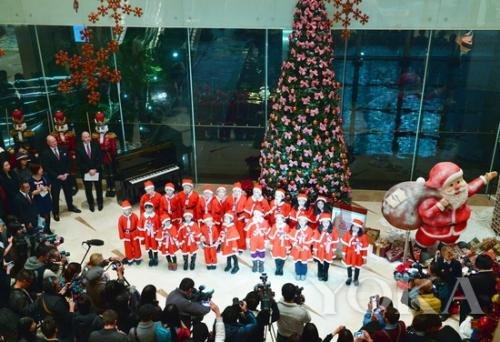 hot的圣诞歌叫什么