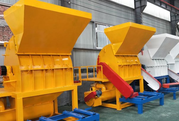 最好的大型木材粉碎机