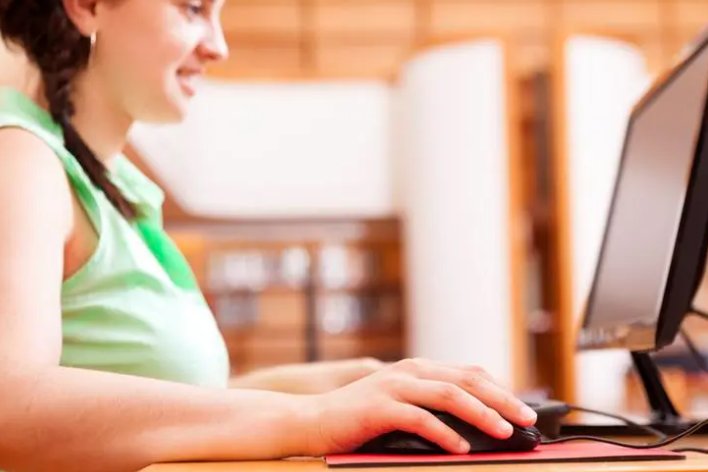 中间一个点怎么打出来？