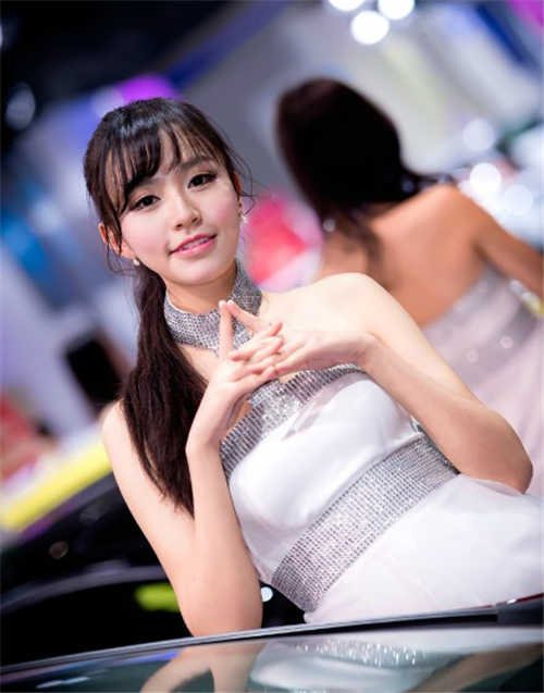 诱宠小妻：军长，你玩阴的的简介