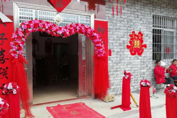 安徽亳州：一女子结婚12年才发现喜被里有葱，这是否跟当地的风俗有关呢？