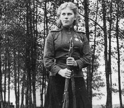 苏联女兵上厕所,为何会让德国妇女尖叫?