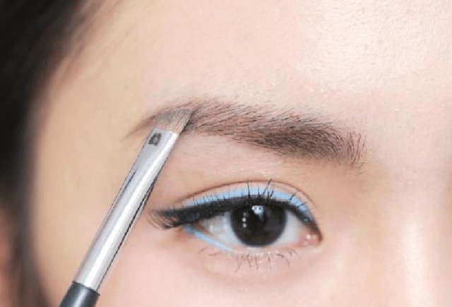 填空：1、（）的眉毛。