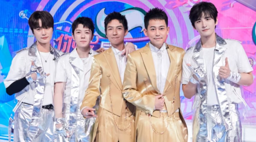 你好星期六0713男团是哪一期