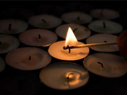 投资人魏萌在一家培训机构课堂上晕倒后抢救无效去世,他的死因到底是什么?