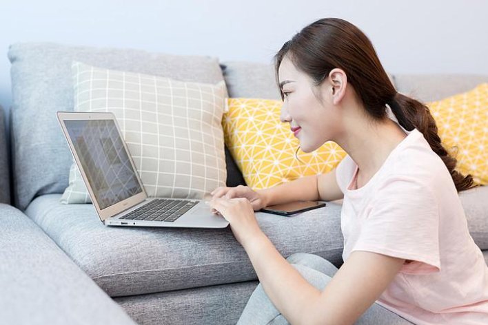 中间一个点怎么打出来？