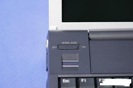 惠普电脑无线开关在哪里?