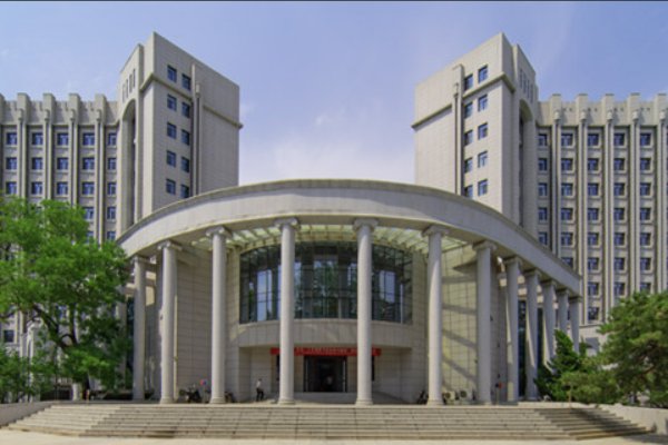 湖北咸宁医学院是几本