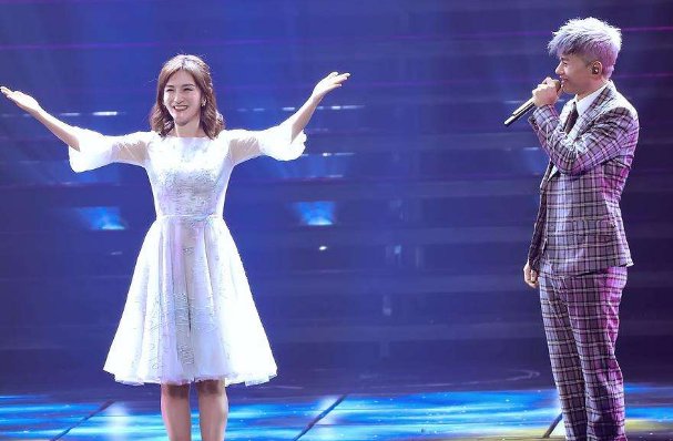 张杰在节目中表示当时我眼里全是她，他和谢娜的这段感情有多甜蜜？