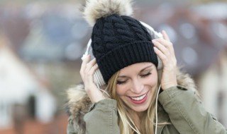 我在红尘等你人间等你是什么歌 我在红尘等你人间等你完整歌词