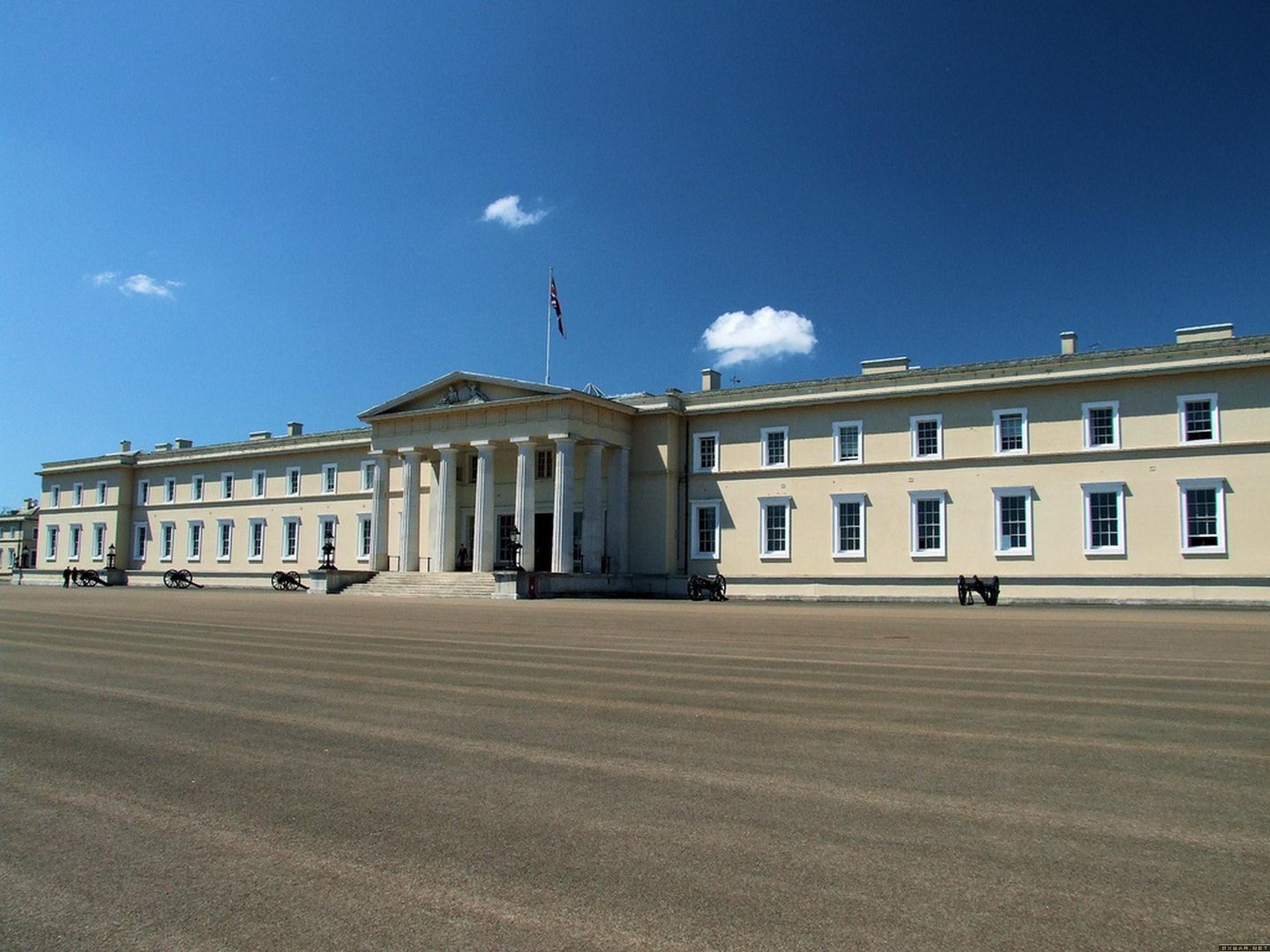 赫斯特皇家贵族学院的介绍