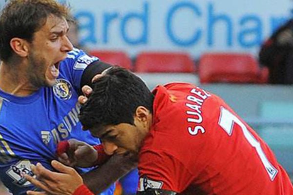 苏亚雷斯为什么咬人