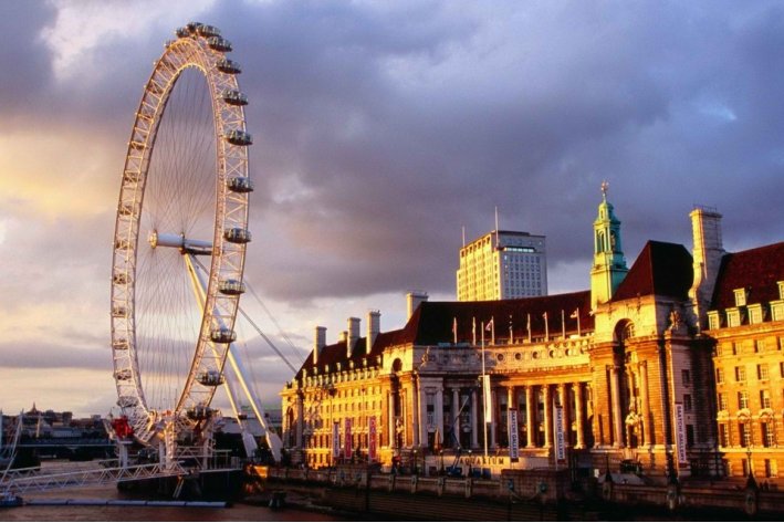 无冕之王的由来与什么有关