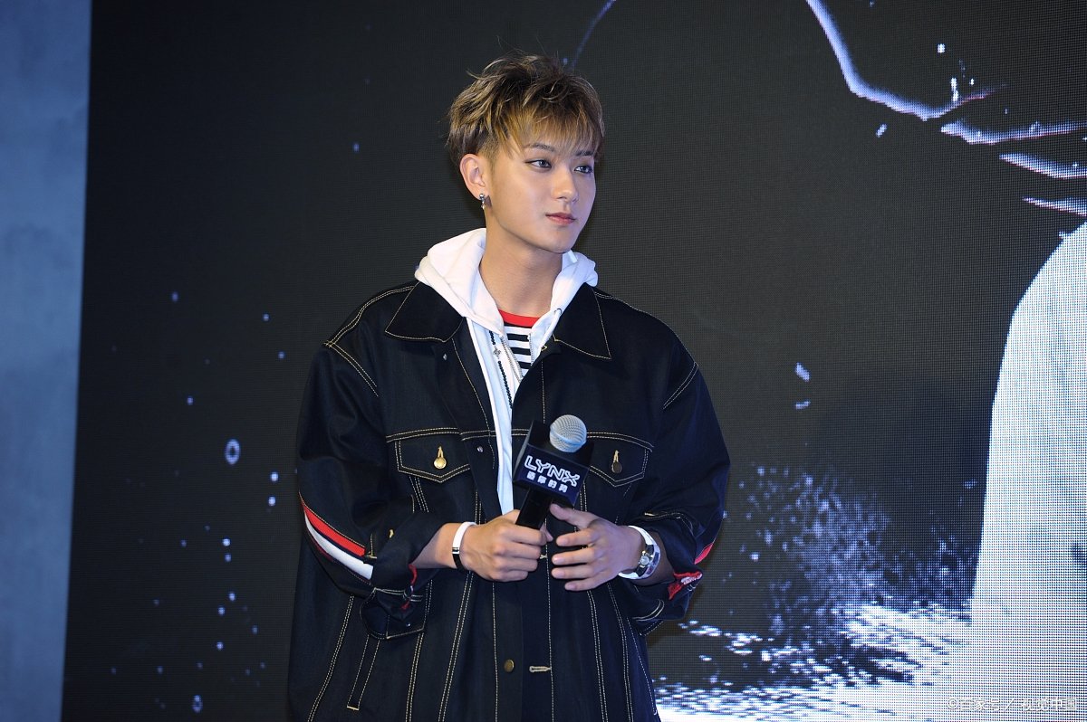 黄子韬从被全网黑到全网“宠”，他是如何完成口碑逆袭的？