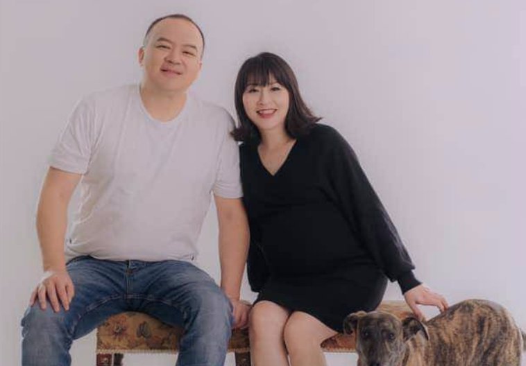 52岁的导演明金成突然离世，遗孀还在坐月子，他去世的原因是什么