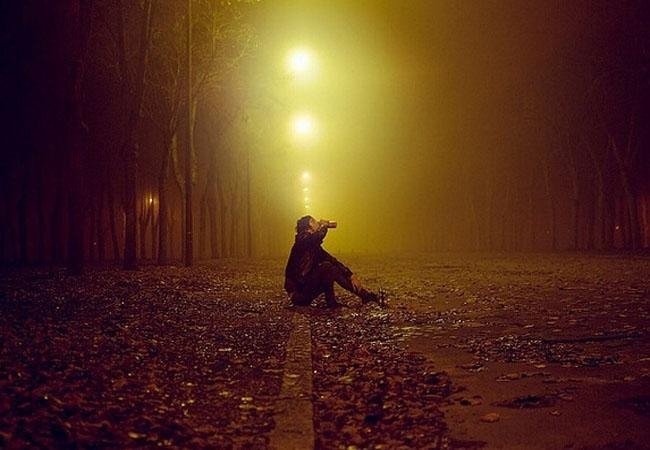 离婚2个月，具惠善“疯了”，安宰贤毁了，自杀式分手为何最伤人？