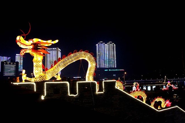 百味盐为首，盐都是哪里的呢？