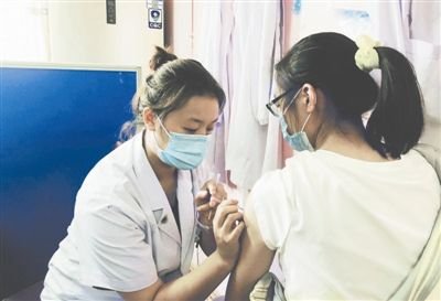 韩国出现新冠流感双重感染病例，这是新冠变异吗？