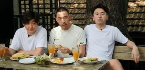 雷佳音、郭京飞、李光洁什么关系?