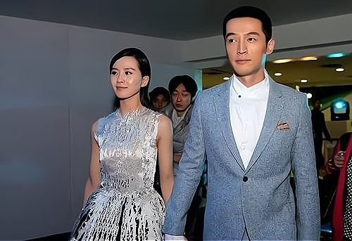 胡歌、刘诗诗再见面相视一笑,他们此前有过哪些交集?