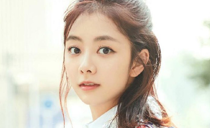 谭松韵明明不是主角脸，为何这么能带剧？