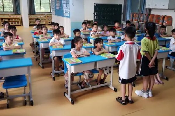 幼儿园全部取消?7岁后直接上小学?