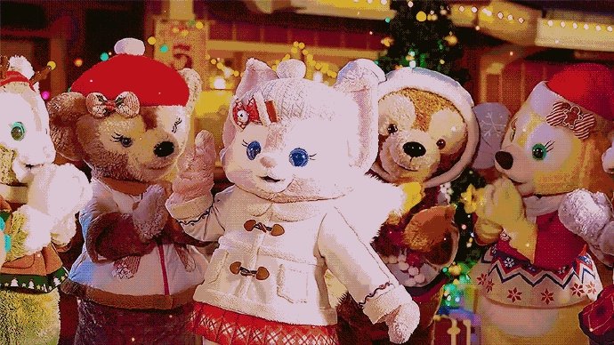 扮演玲娜贝儿的月薪6000元,你觉得这个工资是高了还是低了?