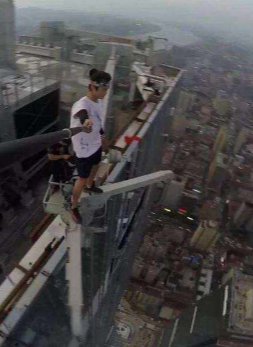 警方通报贵州一19岁女孩坠亡，排除刑案，事发前有哪些异常情况？