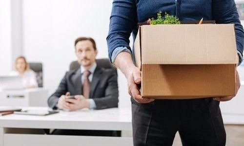 深圳一离职女员工称疑遭前公司“内涵”,公司对此有何回应?