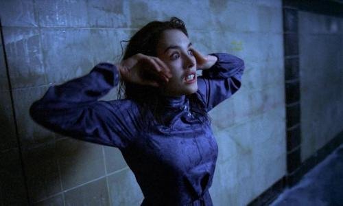 电影“着魔”阿佳妮的那部到底讲的什么意思？