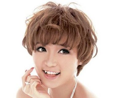 前短后长的短发型有哪些？