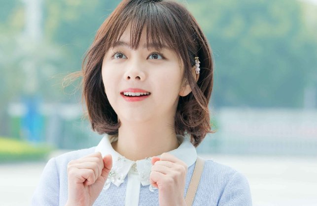 谭松韵明明不是主角脸，为何这么能带剧？