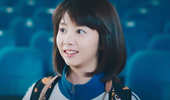 谭松韵明明不是主角脸，为何这么能带剧？