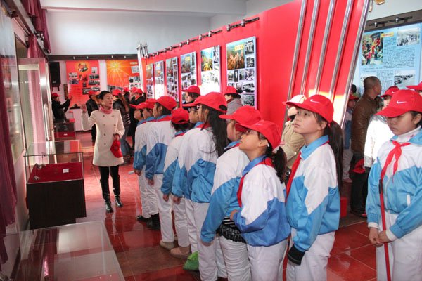 安达和平小学的介绍