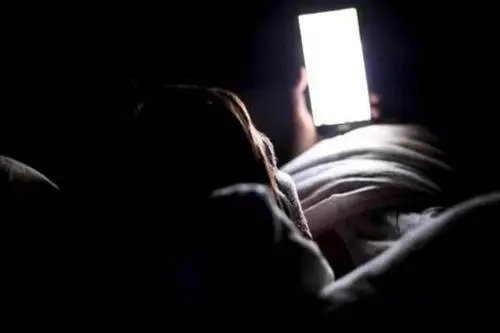 南京一医院开黑眼圈门诊，你觉得有这个必要性吗？