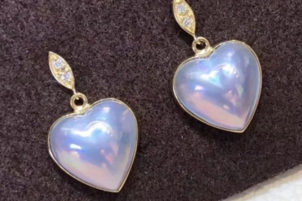 马贝珍珠哪种颜色最贵？