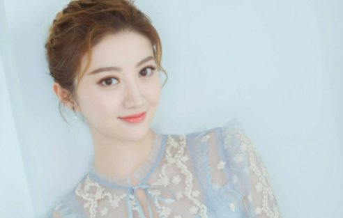 我的美女老板的主演是谁?