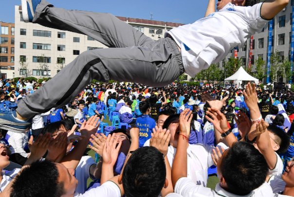 高考第一天考什么?